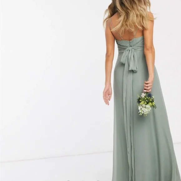 ASOS DESIGN Bridesmaid cami maxi dress with ruched bodice and tie waist - Picture 5 of 6